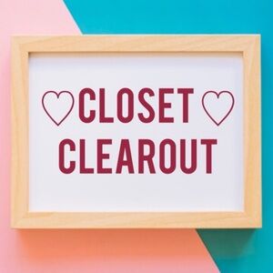 Make me an offer on ANY/ALL closet items :)